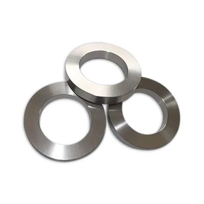 Titanium smeedring